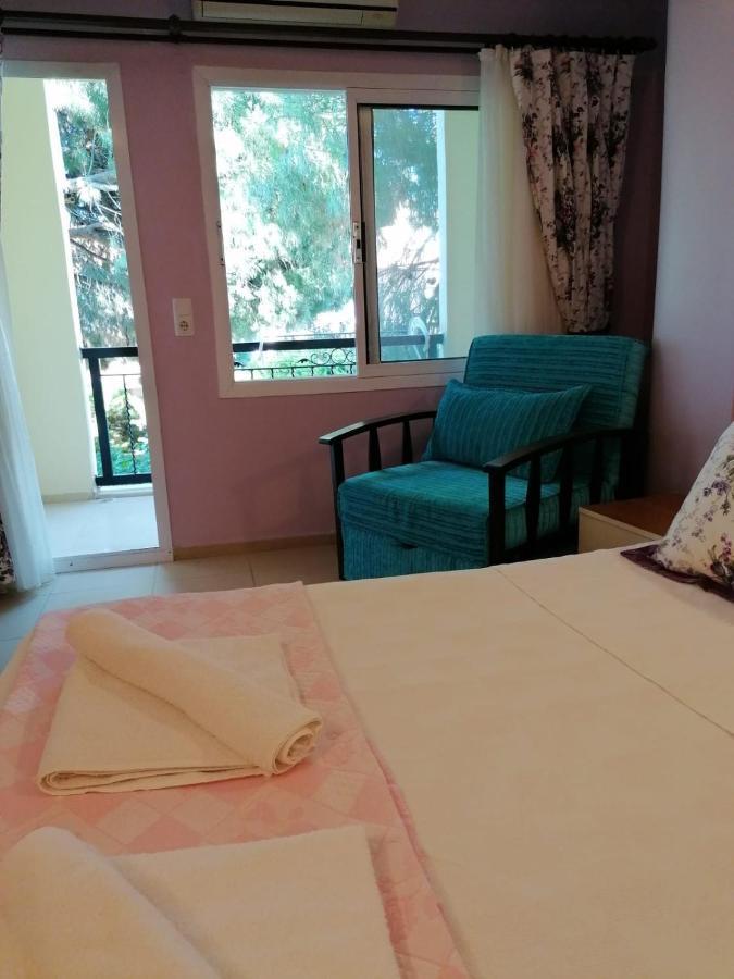 Maviev Otel Cesme Exterior photo