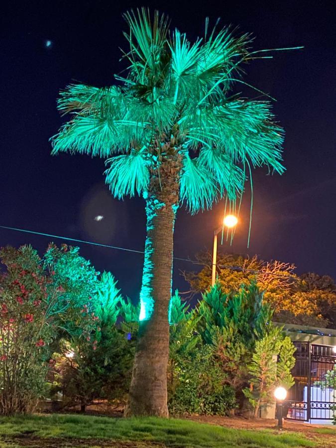 Maviev Otel Cesme Exterior photo
