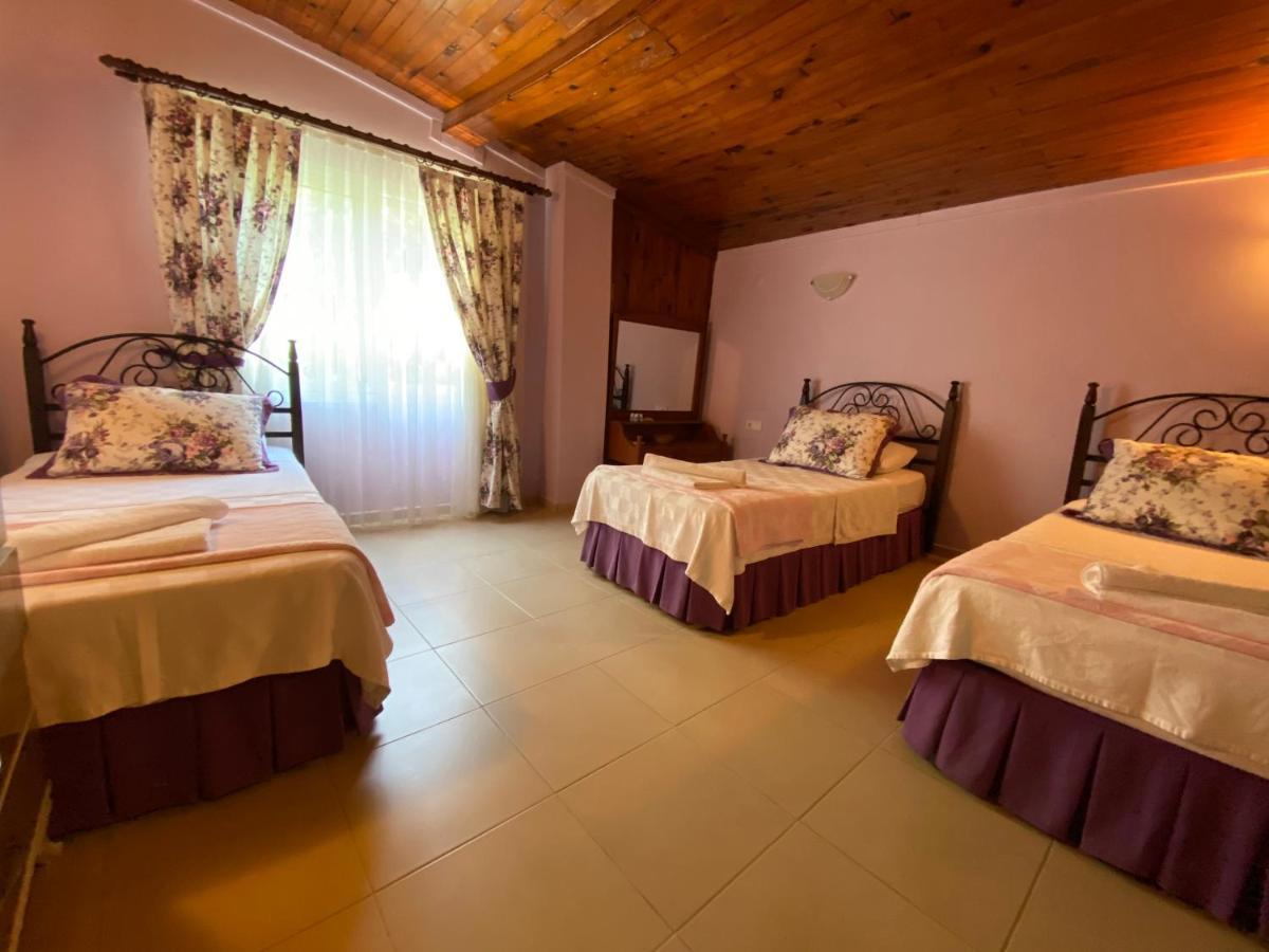 Maviev Otel Cesme Exterior photo