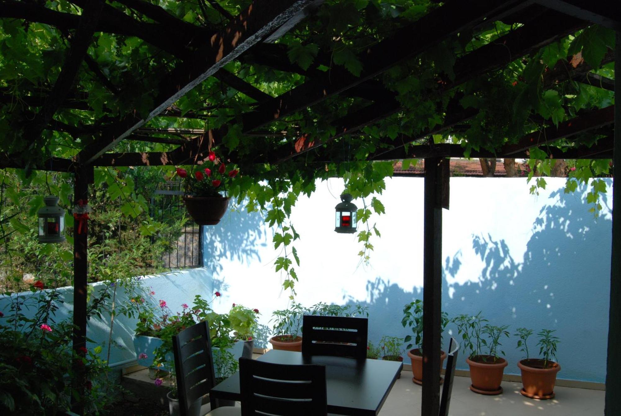 Maviev Otel Cesme Exterior photo